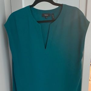 Theory woman’s emerald green short dress size s